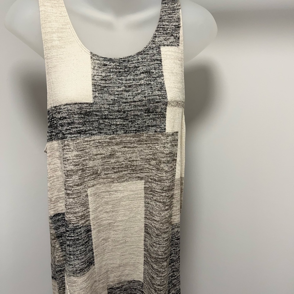 Aritzia. Wilfred Free. Size M Tank Top.